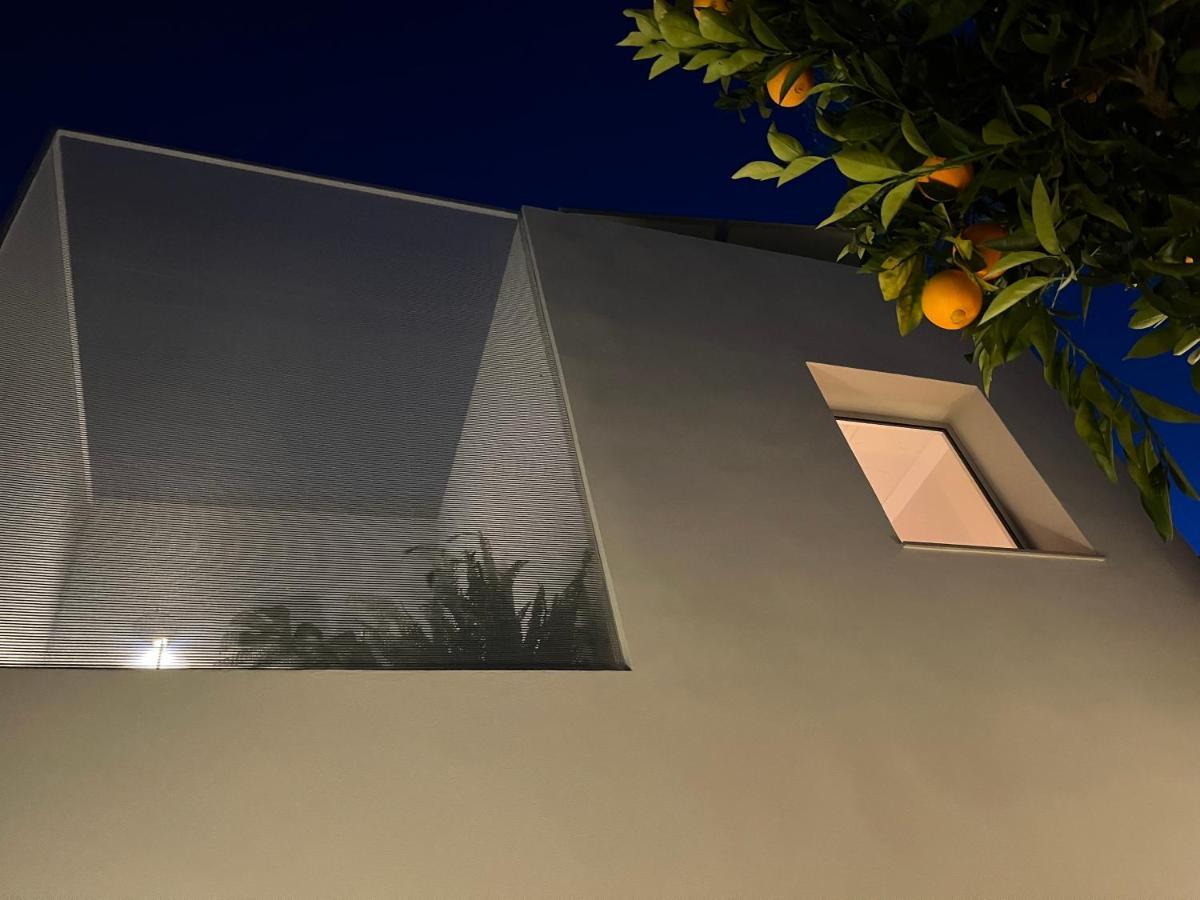 Design & Art, Patio With Orange Tree, Near Seville Carrion de Los Cespedes 외부 사진